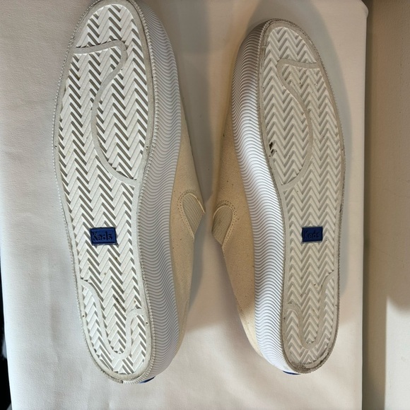 KEDS Sz 8 Slip On Slides Canvas Shoes Embroidered Pineapple Coconut Rubber Sole - Picture 9 of 10